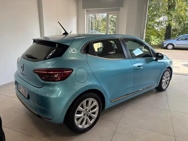 Renault Clio view 6