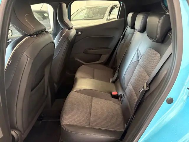 Renault Clio view 7