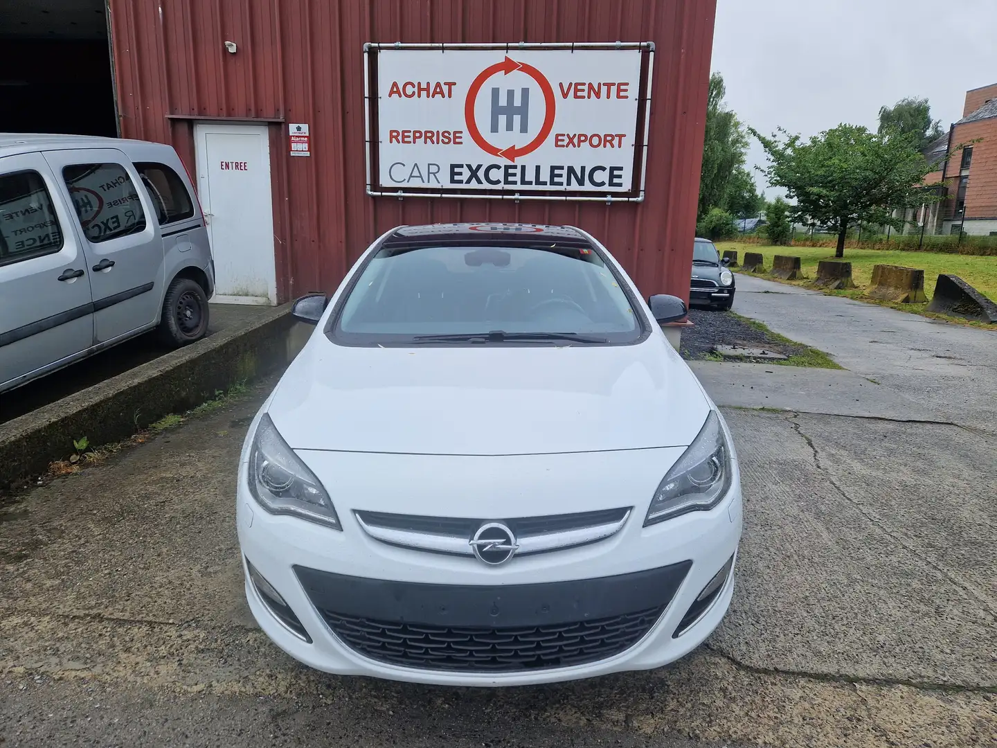Opel Astra 1.6 CDTi ecoFLEX Design Edition St. Wit - 1
