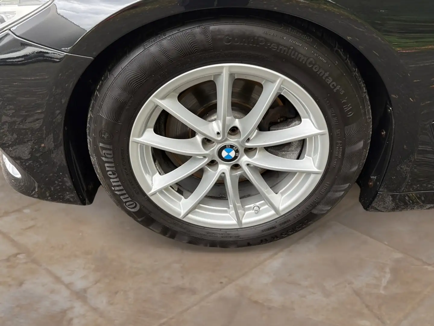 BMW 520 d xDrive Touring Sport Line + GARANTIE Noir - 2