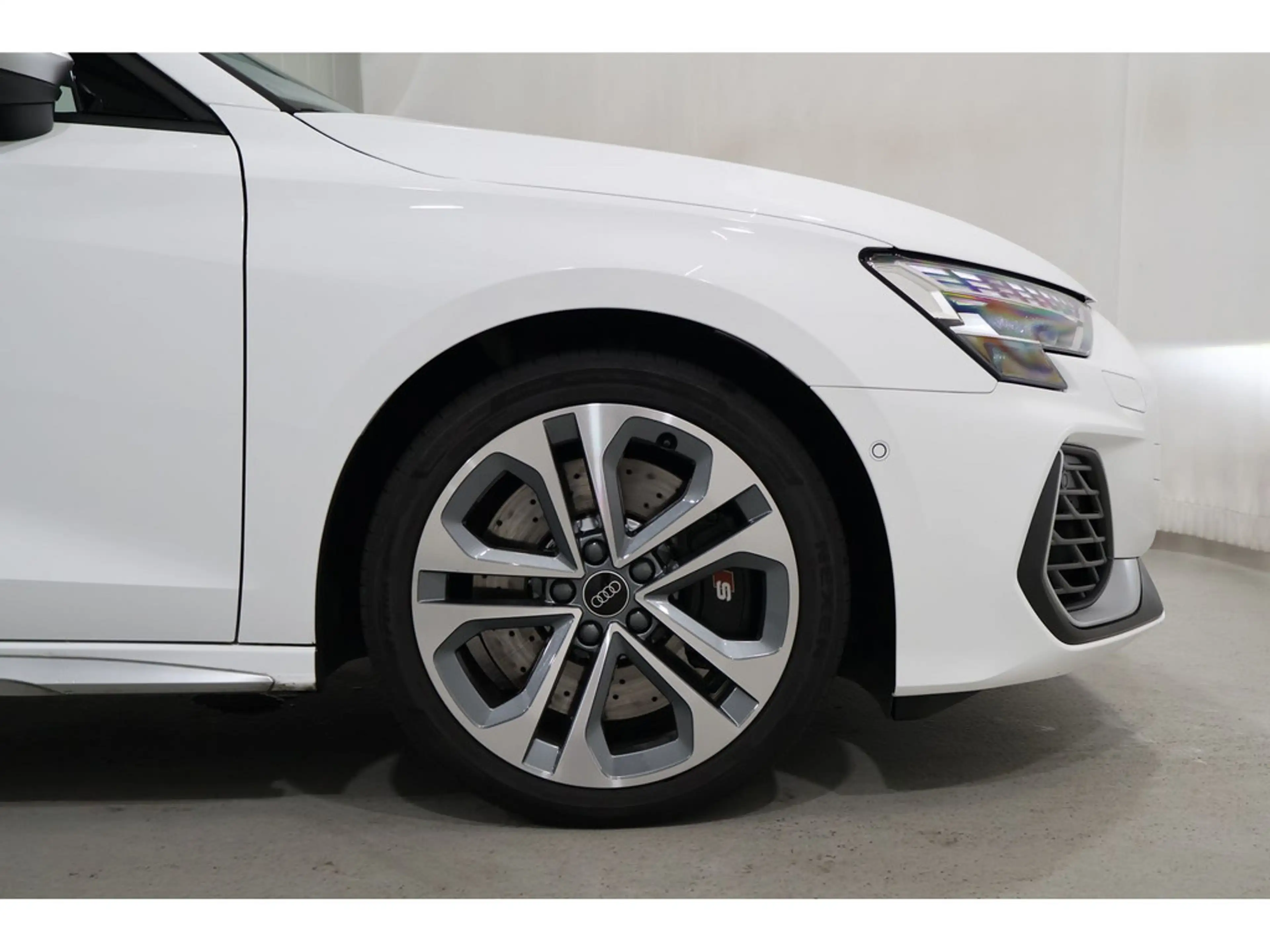Audi S3 Sportback 2.0 TFSI quattro VC+*LED*Klima — photo 6
