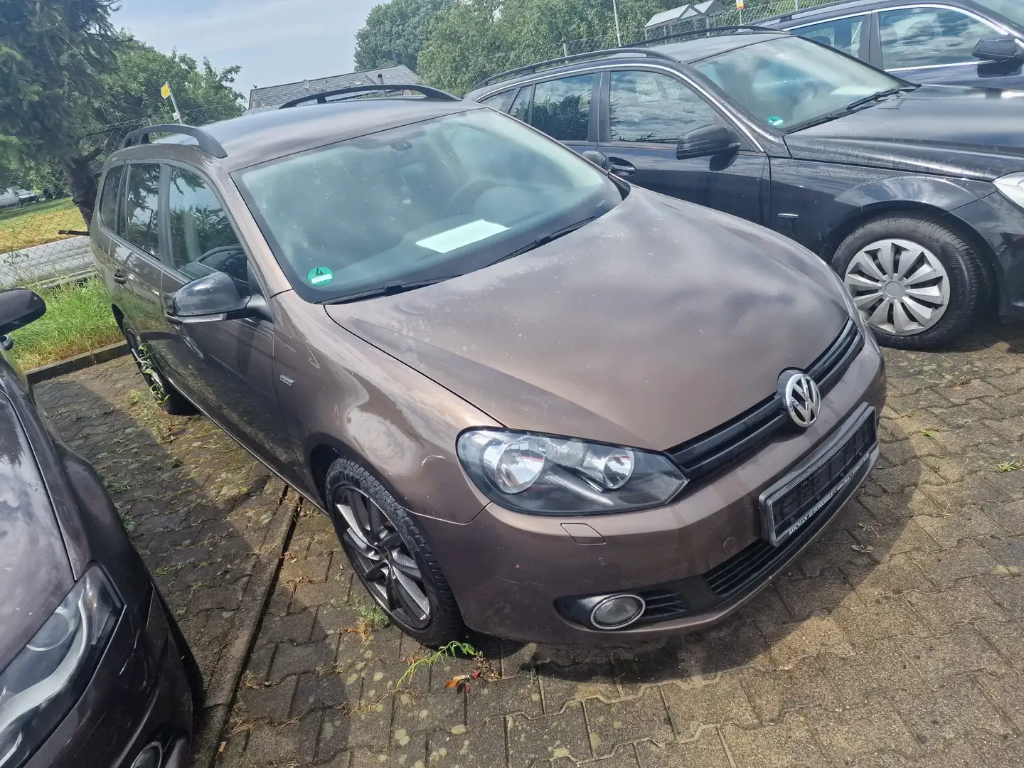 Volkswagen Golf Variant Match Braun - 1