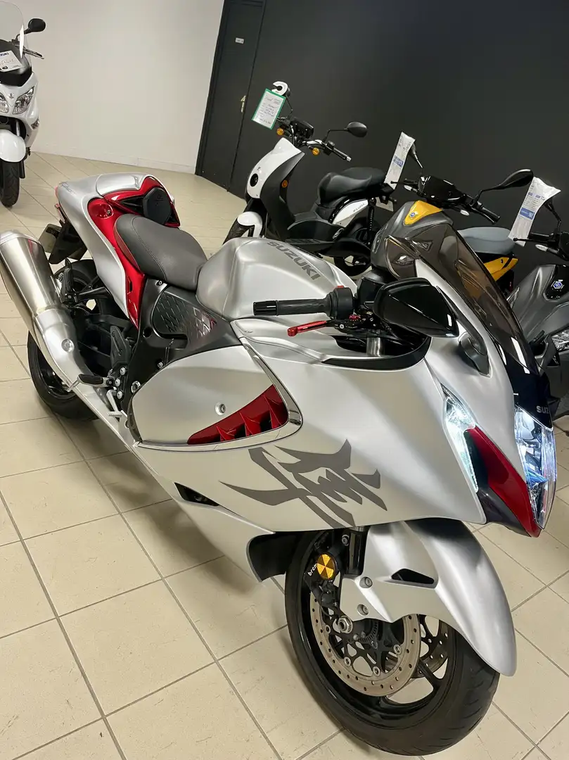 Suzuki Hayabusa Grey - 1