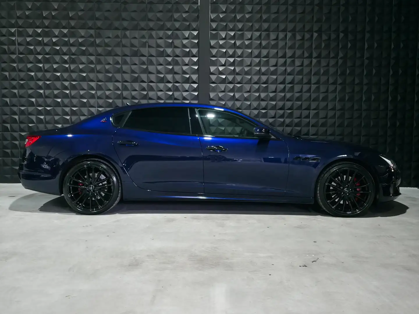 Maserati Quattroporte 3.0 S Q4 | In perfecte staat | Incl. 1 jaar Masera Modrá - 2