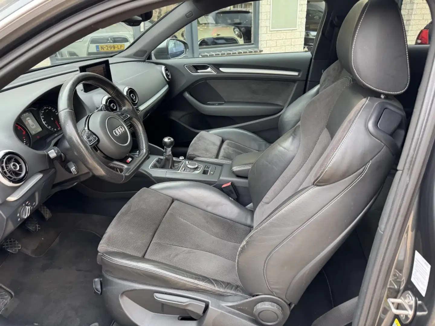 Audi A3 1.4 TFSI 3x S-line Panoramadak Groot onderhoud Gris - 2