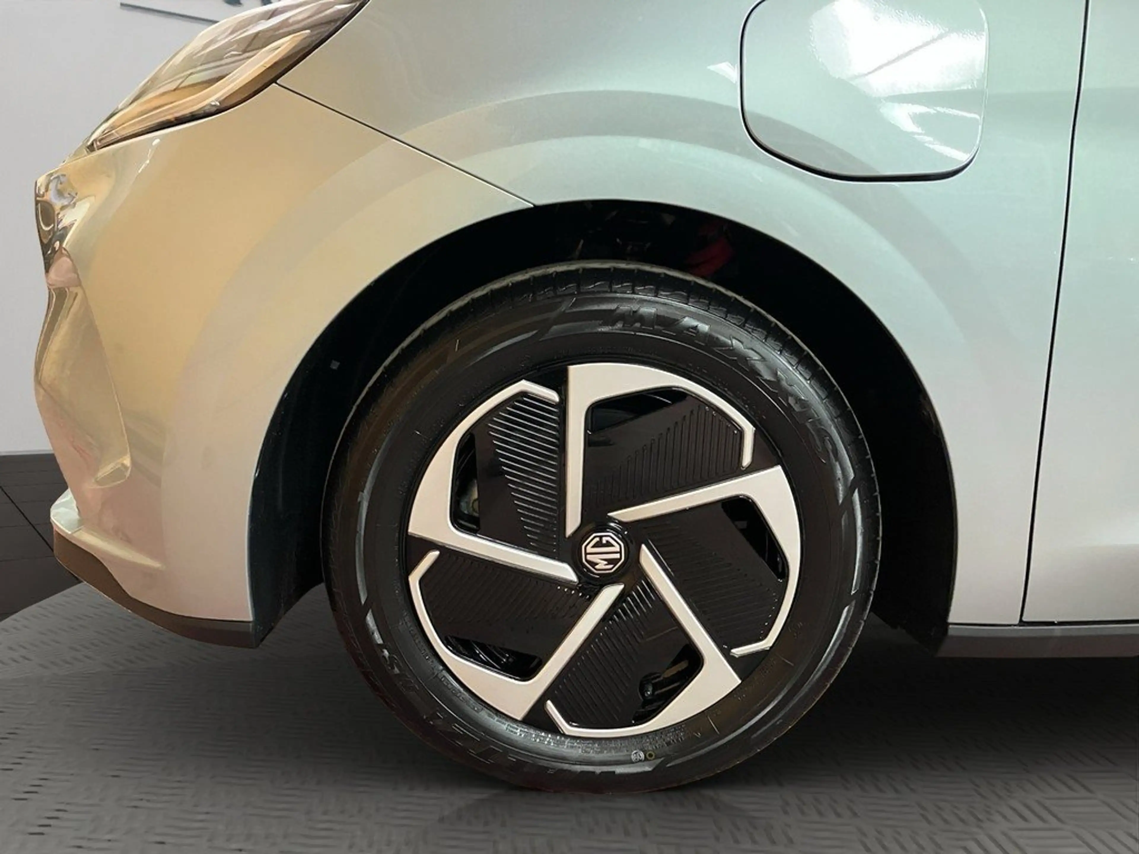 MG MG4 EV Urban 54 kWh Comfort Navi ACC — photo 2