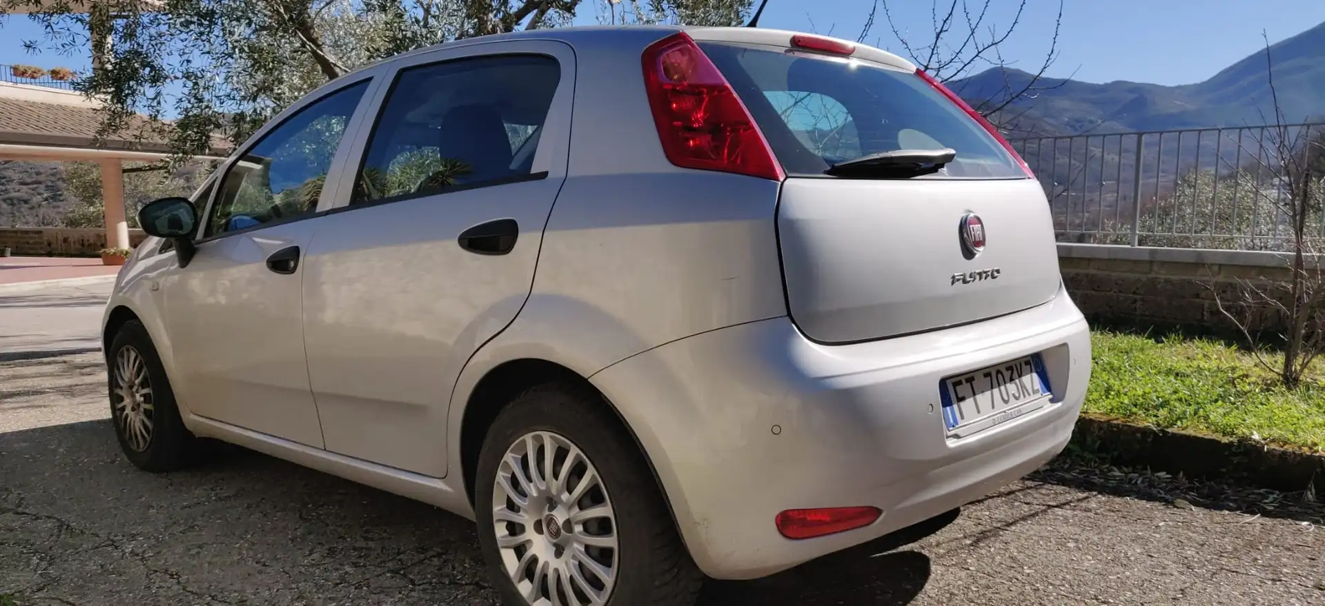 Fiat Grande Punto Grande Punto 5p 1.3 mjt 16v Actual s Argent - 2