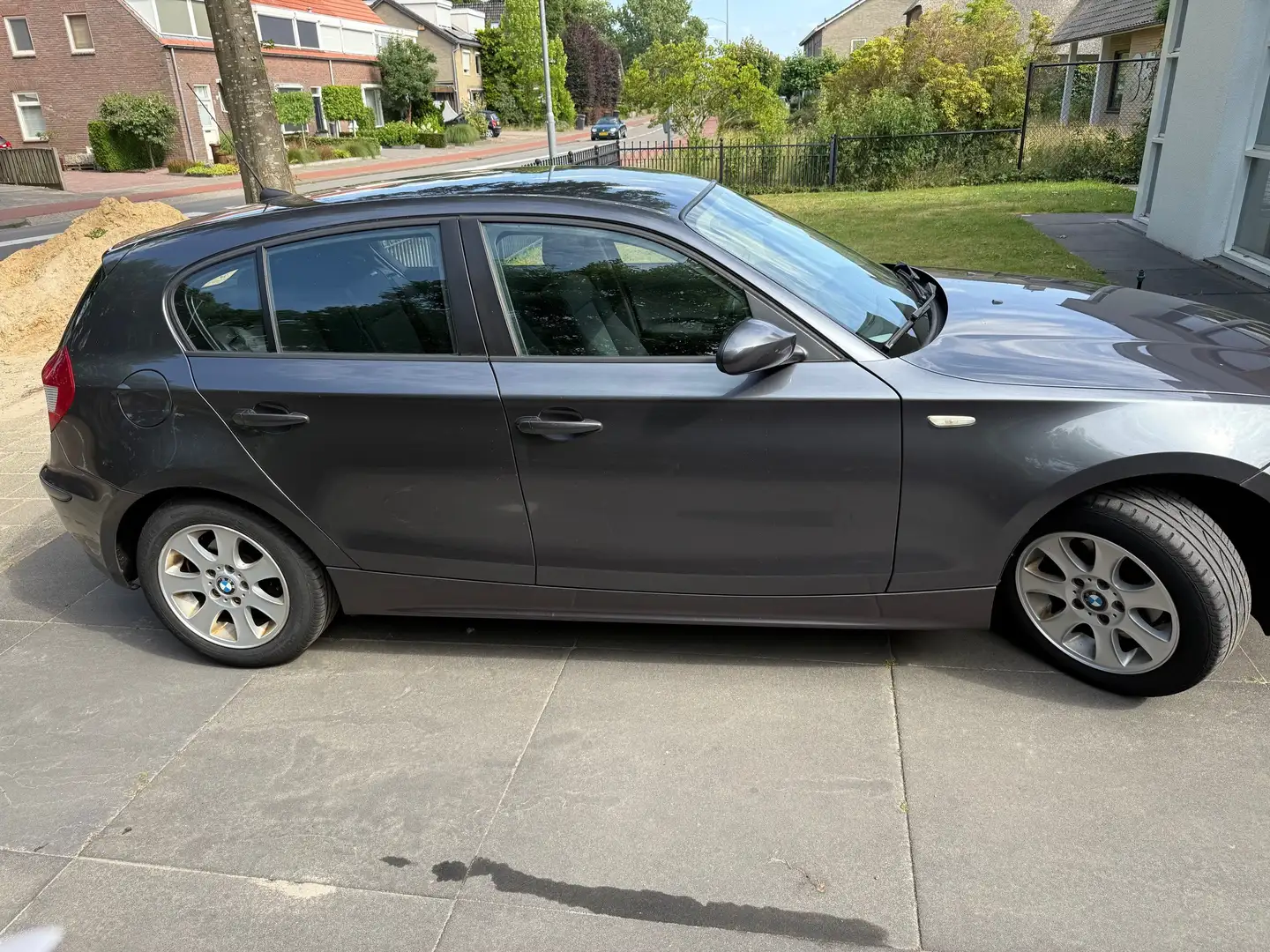 BMW 116 116 High Executive Grijs - 2