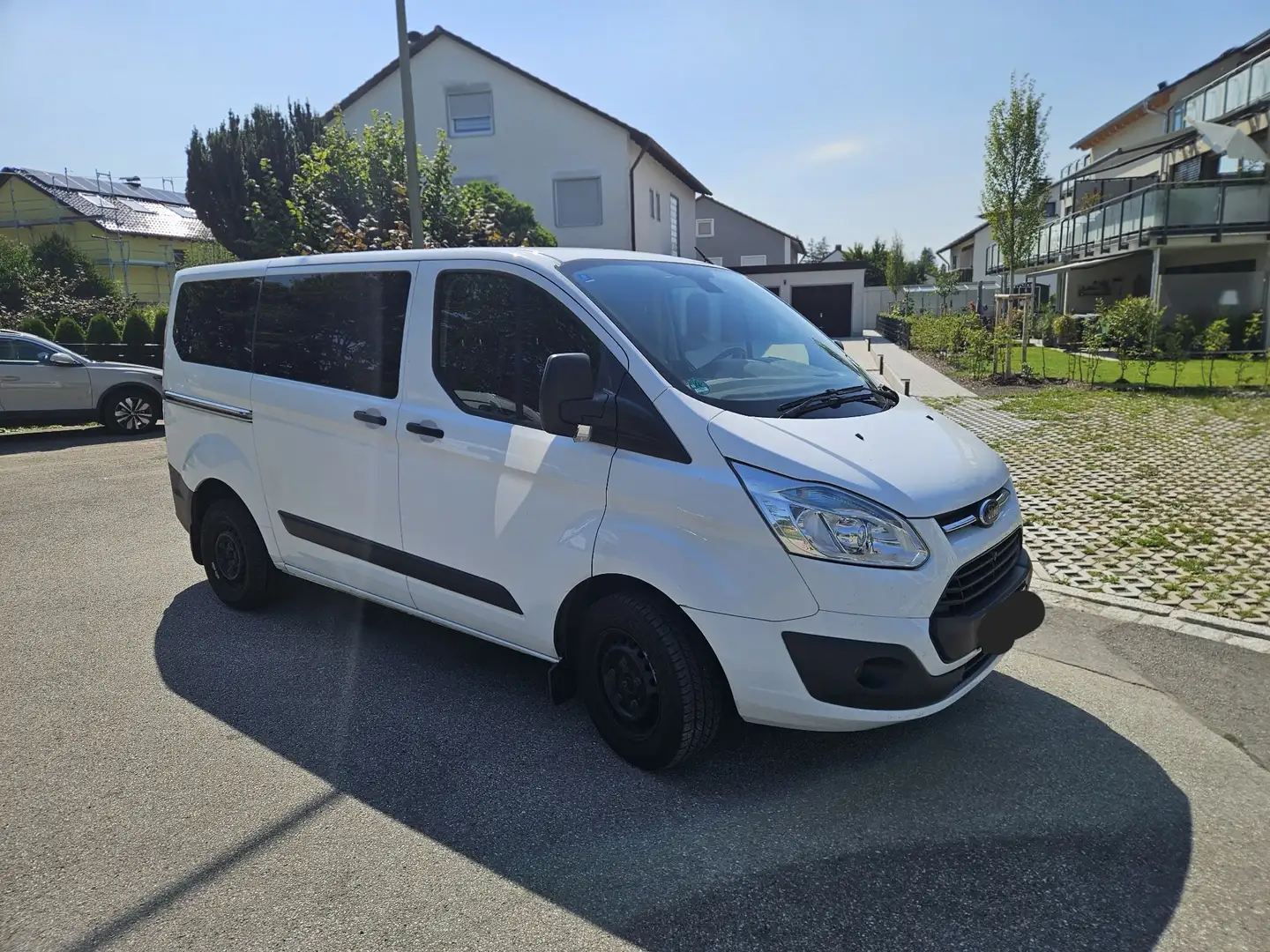 Ford Transit Custom 300 L1 Trend *9 Sitze *AHK Weiß - 1