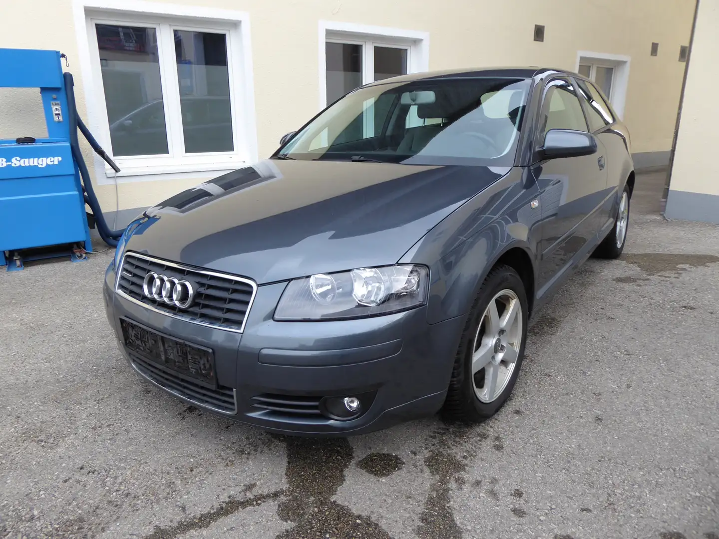 Audi A3 1.9 TDI Attraction   !!!!  PRIVATVERKAUF !!!!! Grau - 1