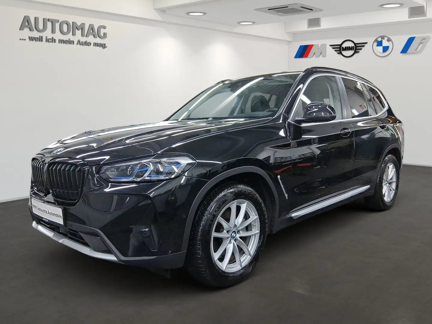 BMW X3 xDrive20d Laser*HeadUp*Panoramadach*Stop&Go*Park A Schwarz - 1