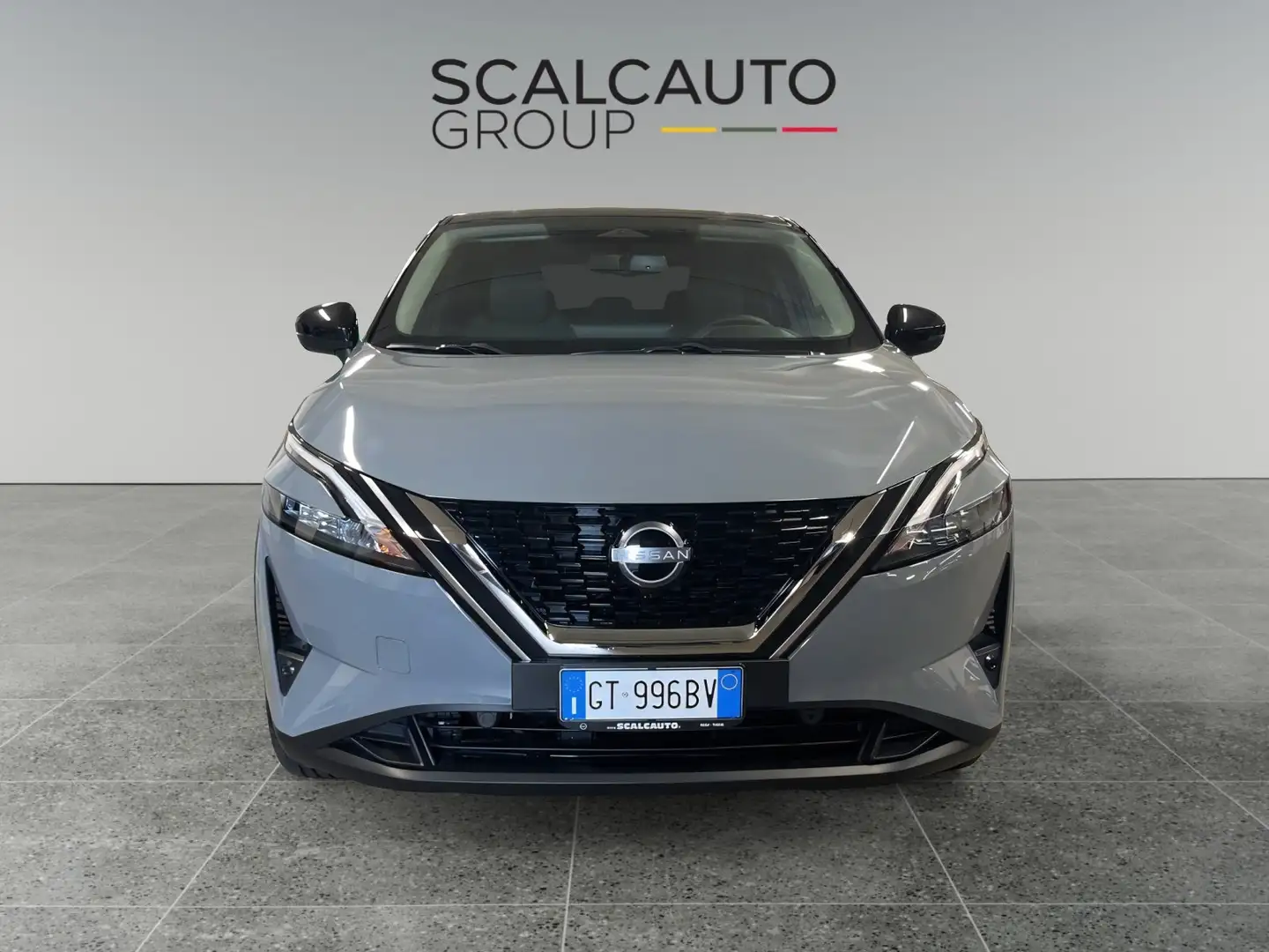 Nissan Qashqai 1.3 Mild Hybrid 140cv N-Connecta 2WD siva - 1