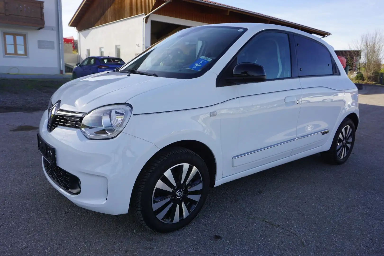 Renault Twingo Techno Electric NAV CAM Service neu Weiß - 1