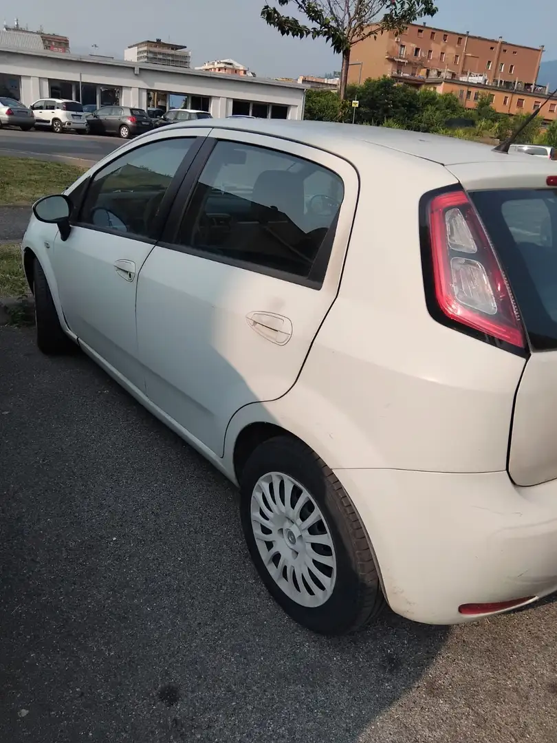 Fiat Punto Evo 1300 DIESEL DEL 2012 CON IL MOTORE DA RIVEDERE Білий - 2
