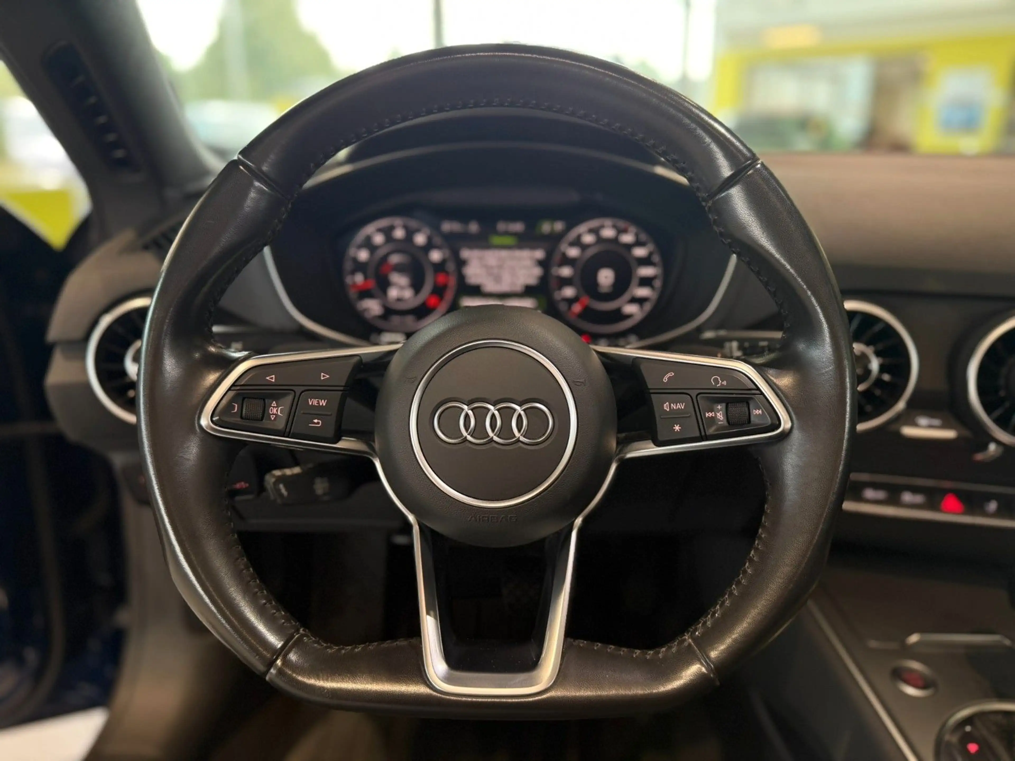 Audi TT Roadster 1.8 TFSI*Xenon*Sitzheizung*Tempomat* — photo 15