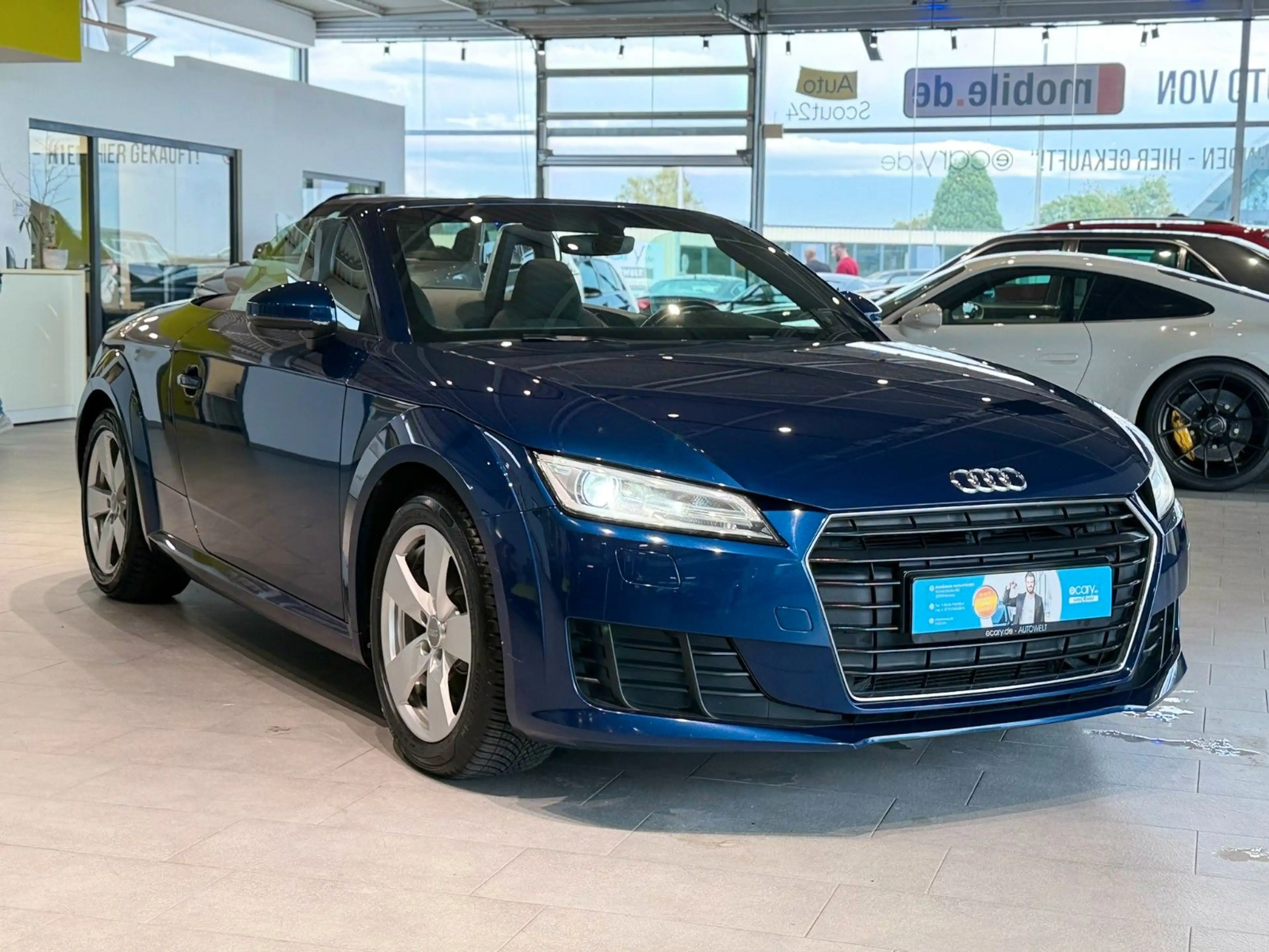 Audi TT Roadster 1.8 TFSI*Xenon*Sitzheizung*Tempomat* — photo 9