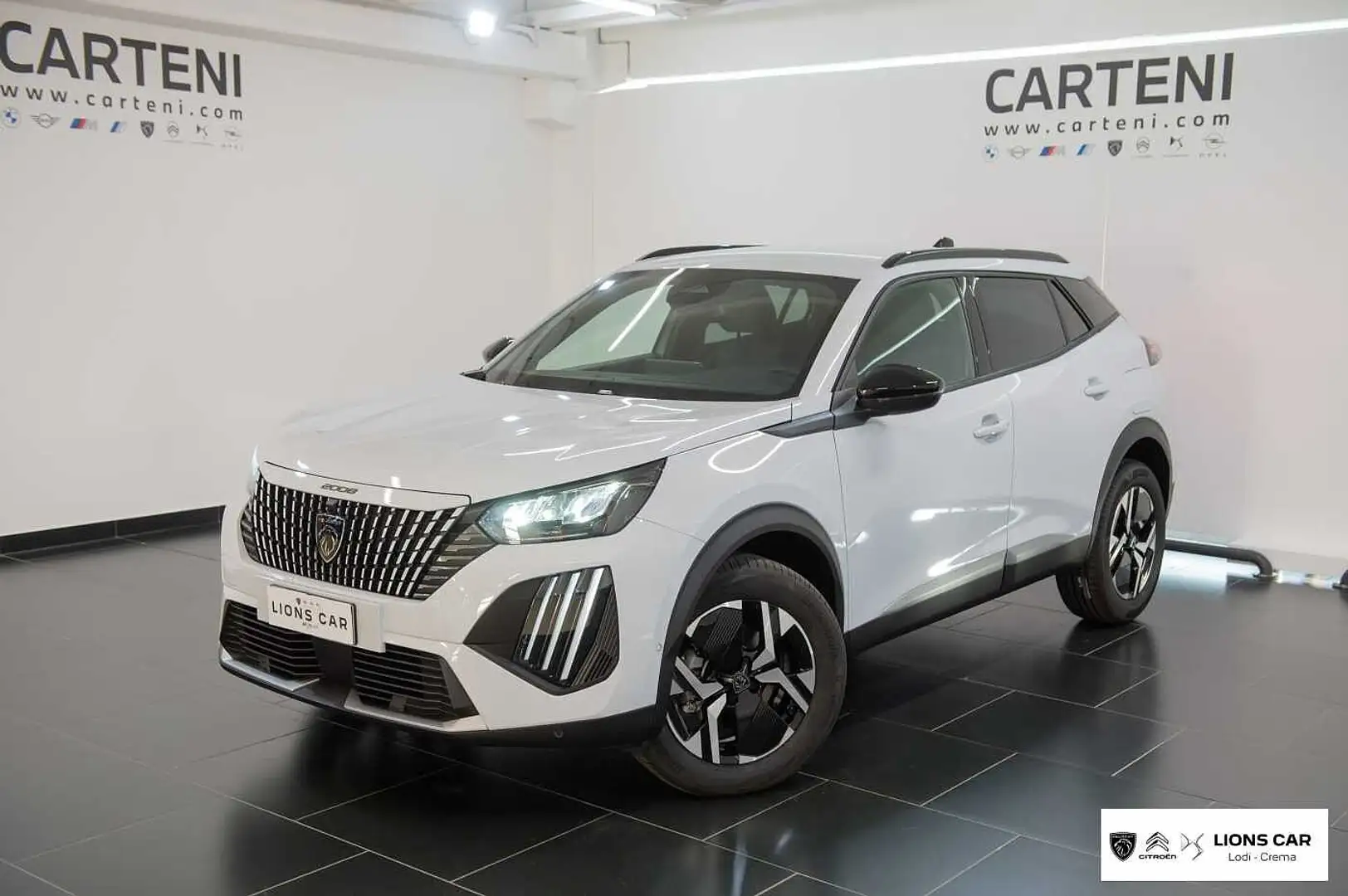 Peugeot 2008 2ª serie Hybrid 145 e-DCS6 Allure Blanco - 1