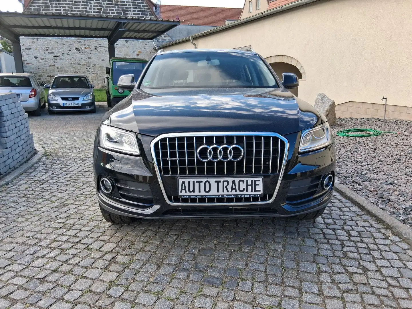Audi Q5 2.0 TDI  quattro Navi SH Automatik Schwarz - 2
