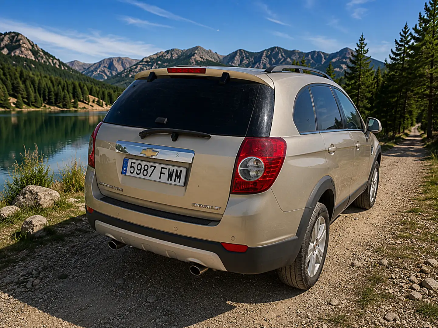 Chevrolet Captiva 2.0VCDi LT 7 pl. Beige - 2