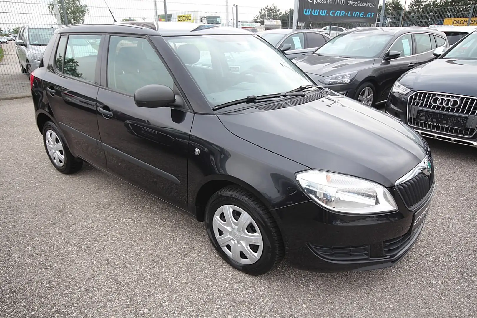 Skoda Fabia Classic 1,2 Neue Bremsen neue pickerl Zwart - 1