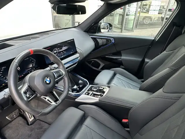 BMW X3 M view 5