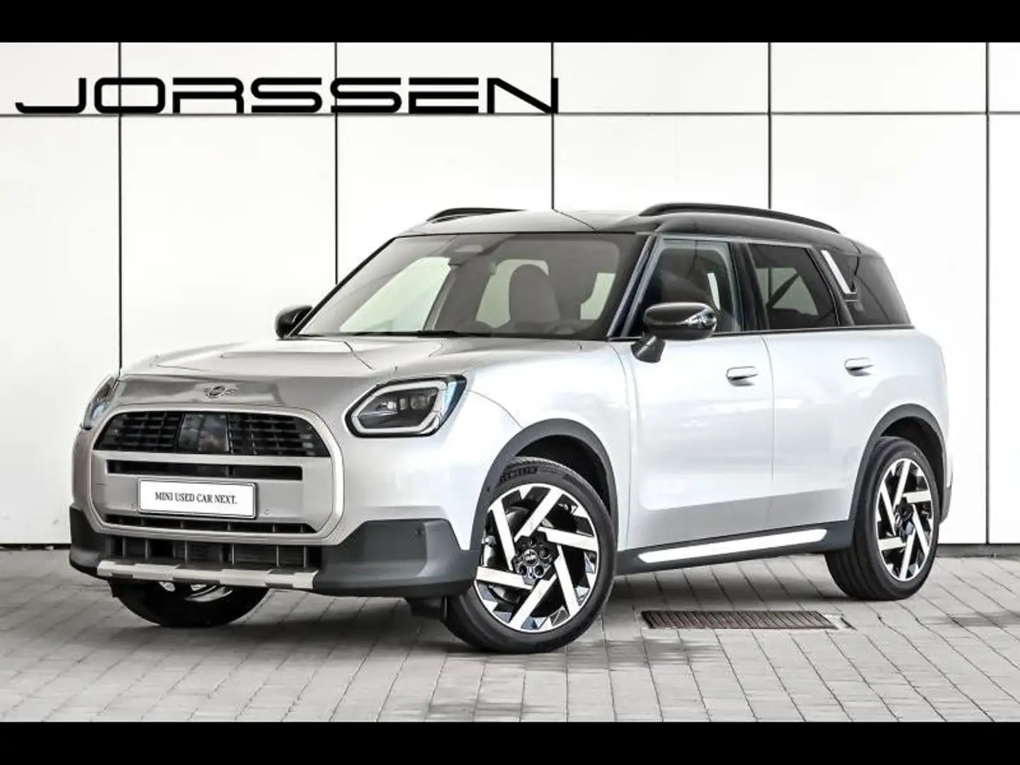 MINI Countryman C Favoured Trim Срібний - 1