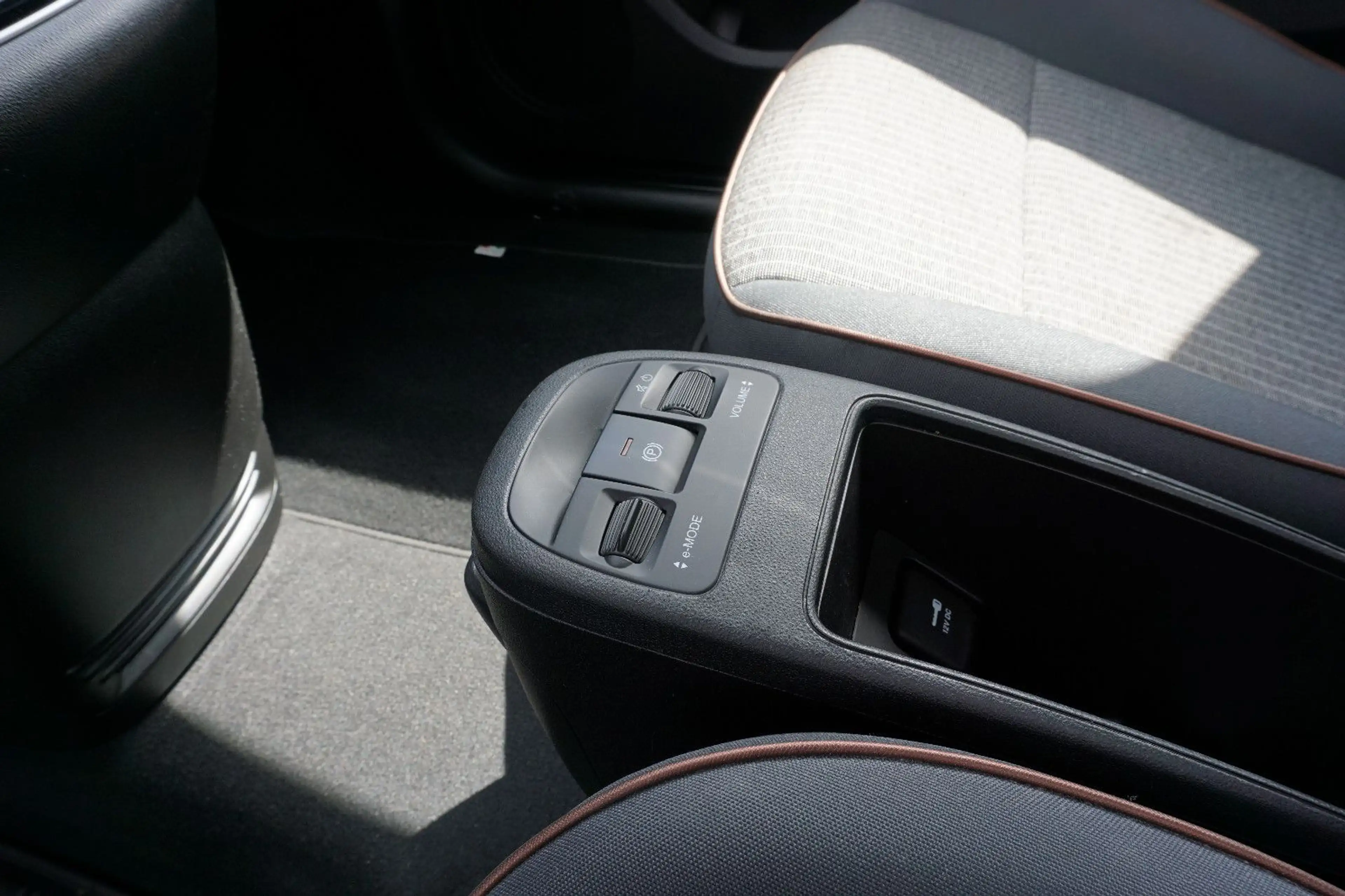 Fiat 500e 500 e Icon TOP Garantie 8 Jahre AKKU 99,5% — photo 12