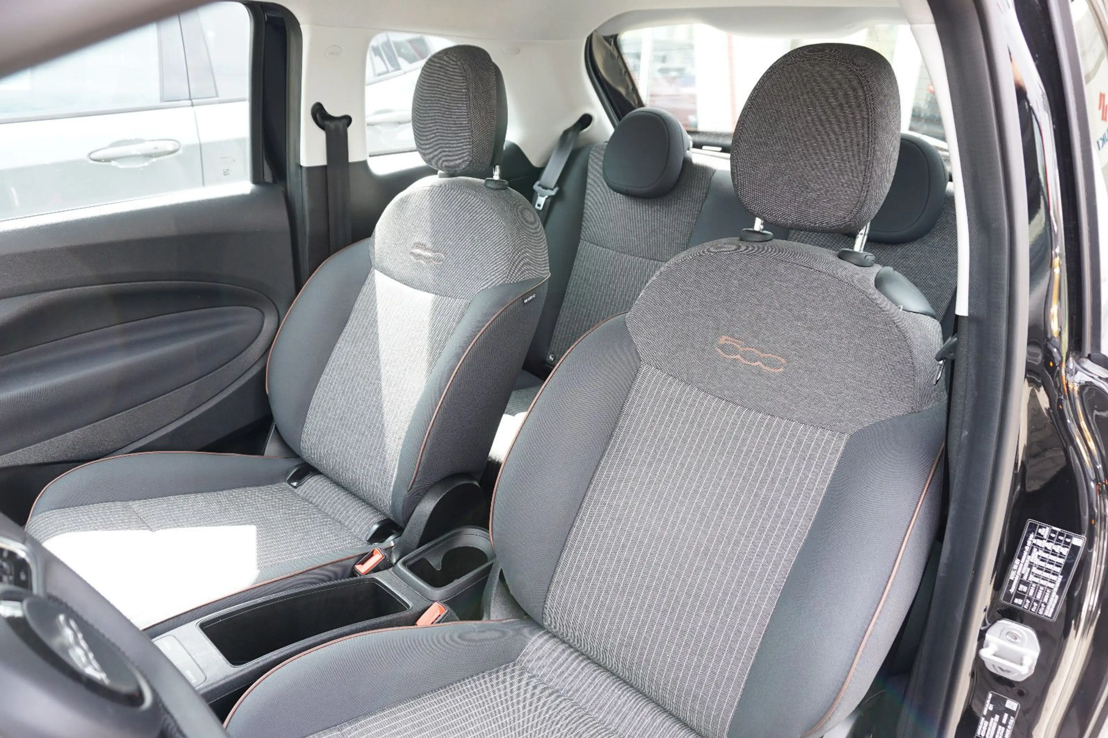 Fiat 500e 500 e Icon TOP Garantie 8 Jahre AKKU 99,5% — photo 10