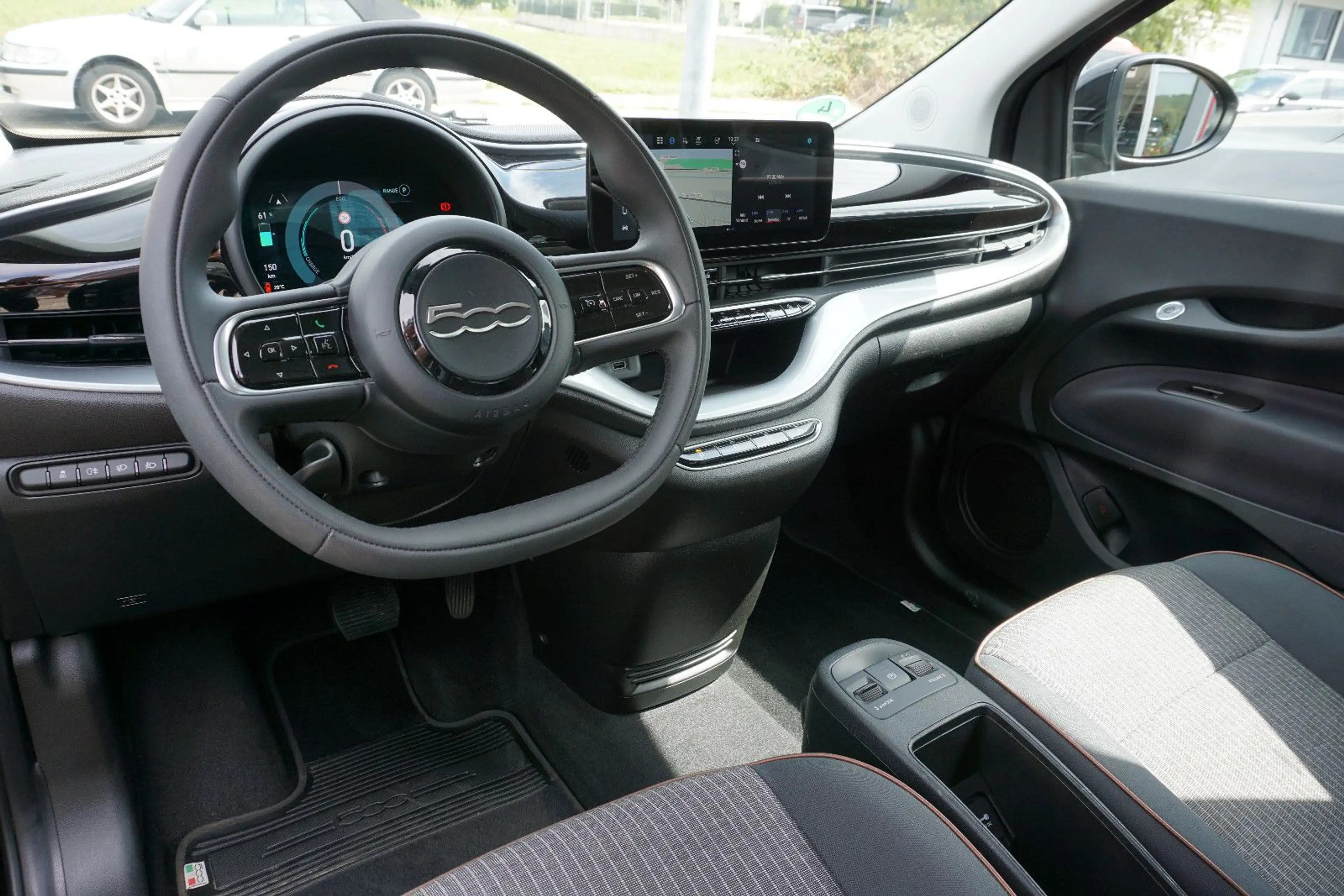 Fiat 500e 500 e Icon TOP Garantie 8 Jahre AKKU 99,5% — photo 13