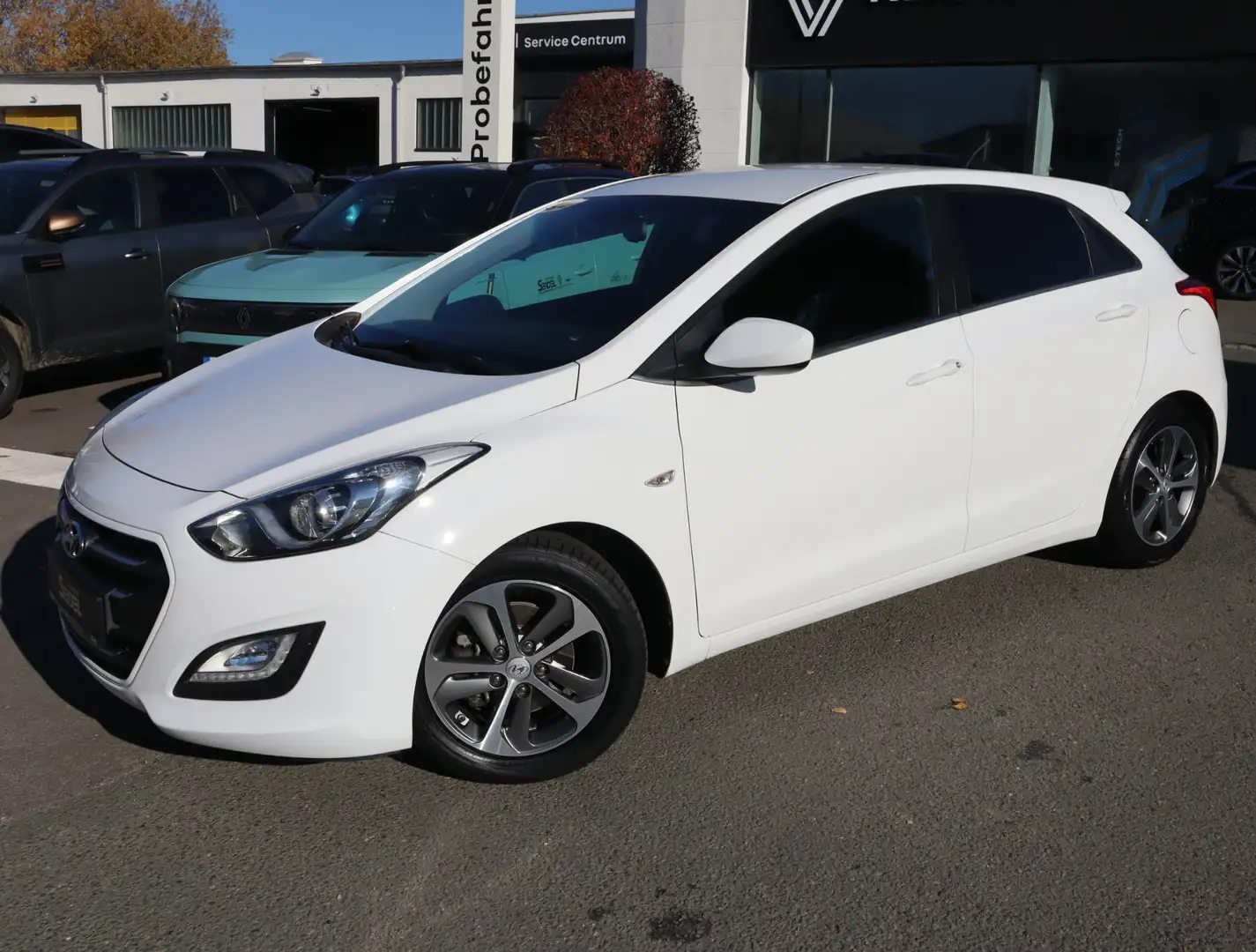 Hyundai i30 (GD) 1.4 blue YES! Silver Weiß - 2
