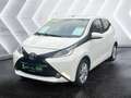 Toyota Aygo 1.0 x-play touch Kam. LM Bianco - thumbnail 1