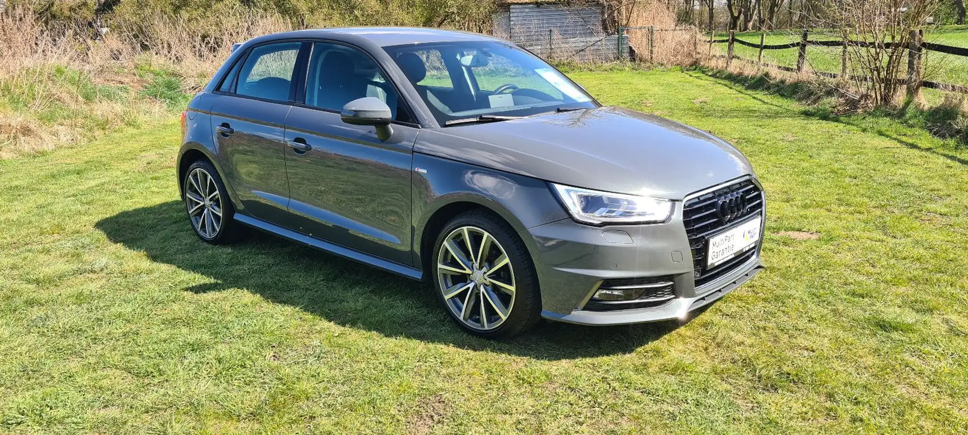 Audi A1 Sportback S-Line *Navi*Klimaauto.*SHZ*Isofix* Gris - 1