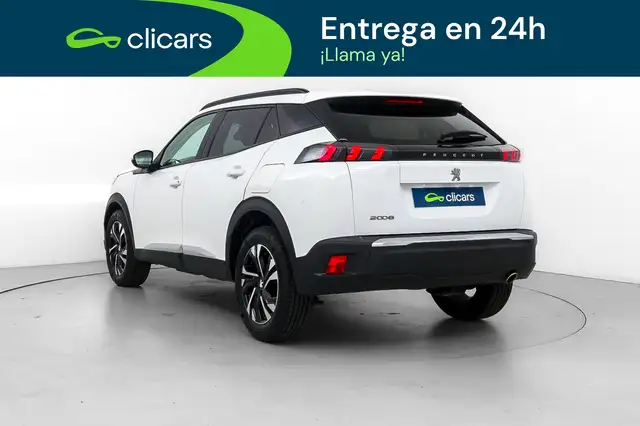 Peugeot 2008 view 9