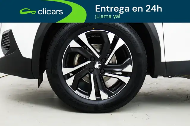 Peugeot 2008 view 11