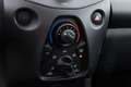 Toyota Aygo 1.0 VVT-i x-fun 3drs | AIRCO | VELGEN | BLUETOOTH Rood - thumbnail 9