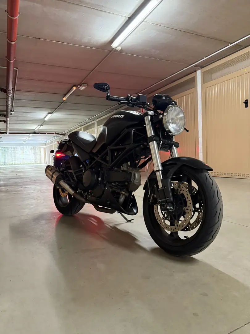 Ducati Monster 695 Dark Negro - 1