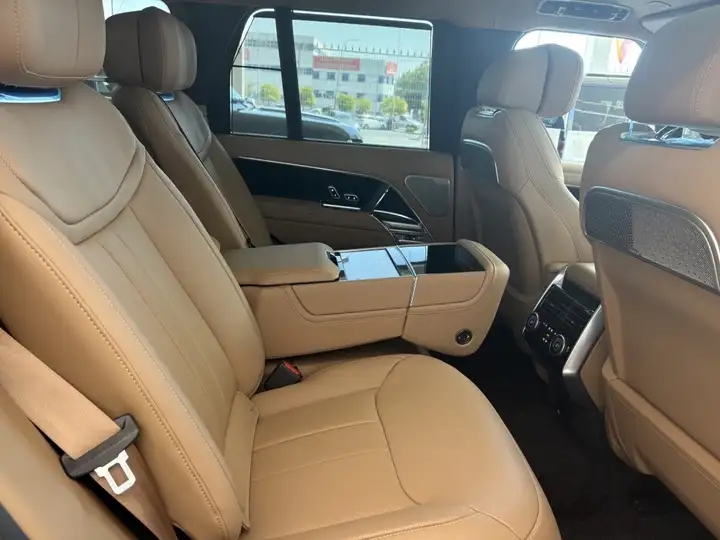 Land Rover Range Rover SWB 3.0 Si6 PHEV 550 PS AWD Auto Autobiography 2026, foto 13