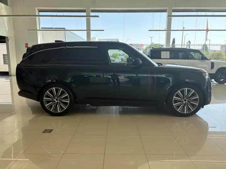 Land Rover Range Rover SWB 3.0 Si6 PHEV 550 PS AWD Auto Autobiography 2026, foto 5