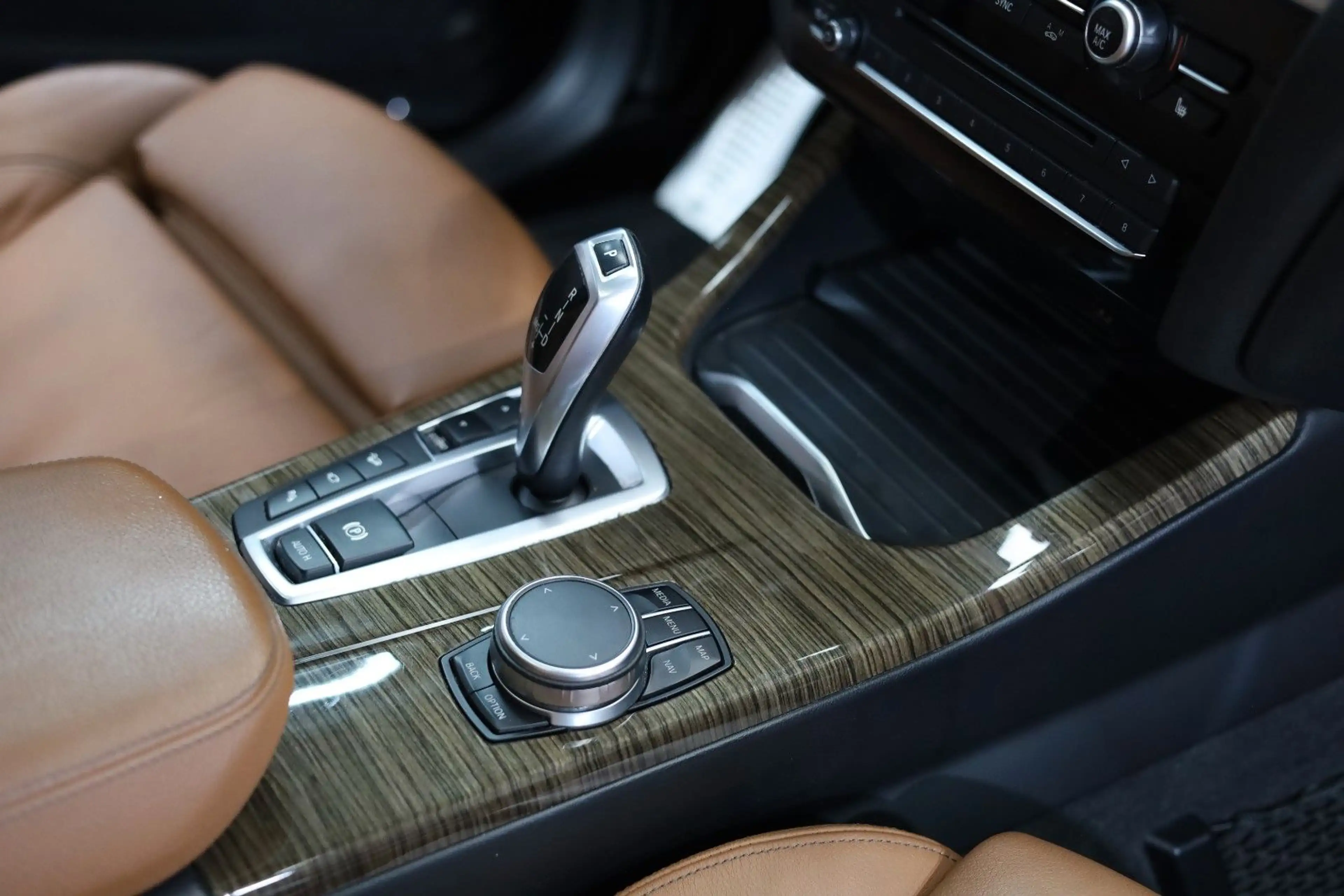 BMW X4 xDrive 20 d M Sport Paket*Head Up*360° — photo 12
