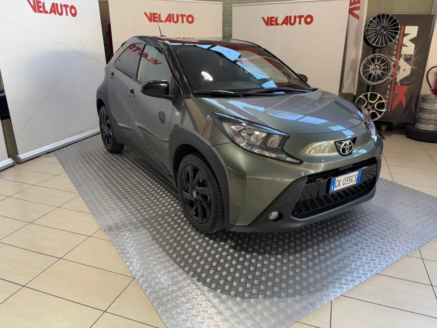 Toyota Aygo Aygo X 1.0 VVT-i 72 CV 5 porte Trend S-CVT Vert - 2