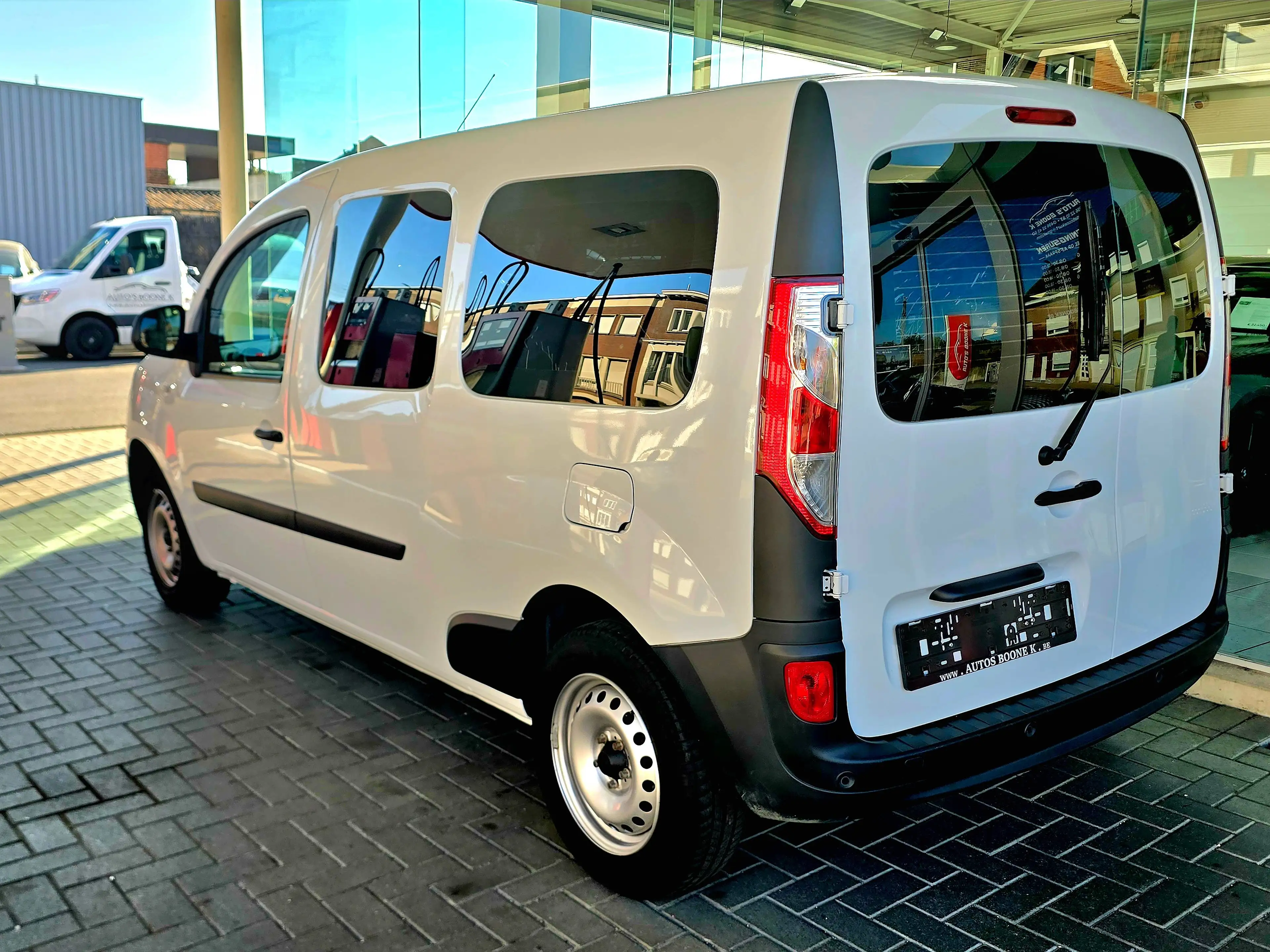 Renault Kangoo Maxi L2 / Slechts 29000km!! / Euro6 / Lichte vracht — photo 4