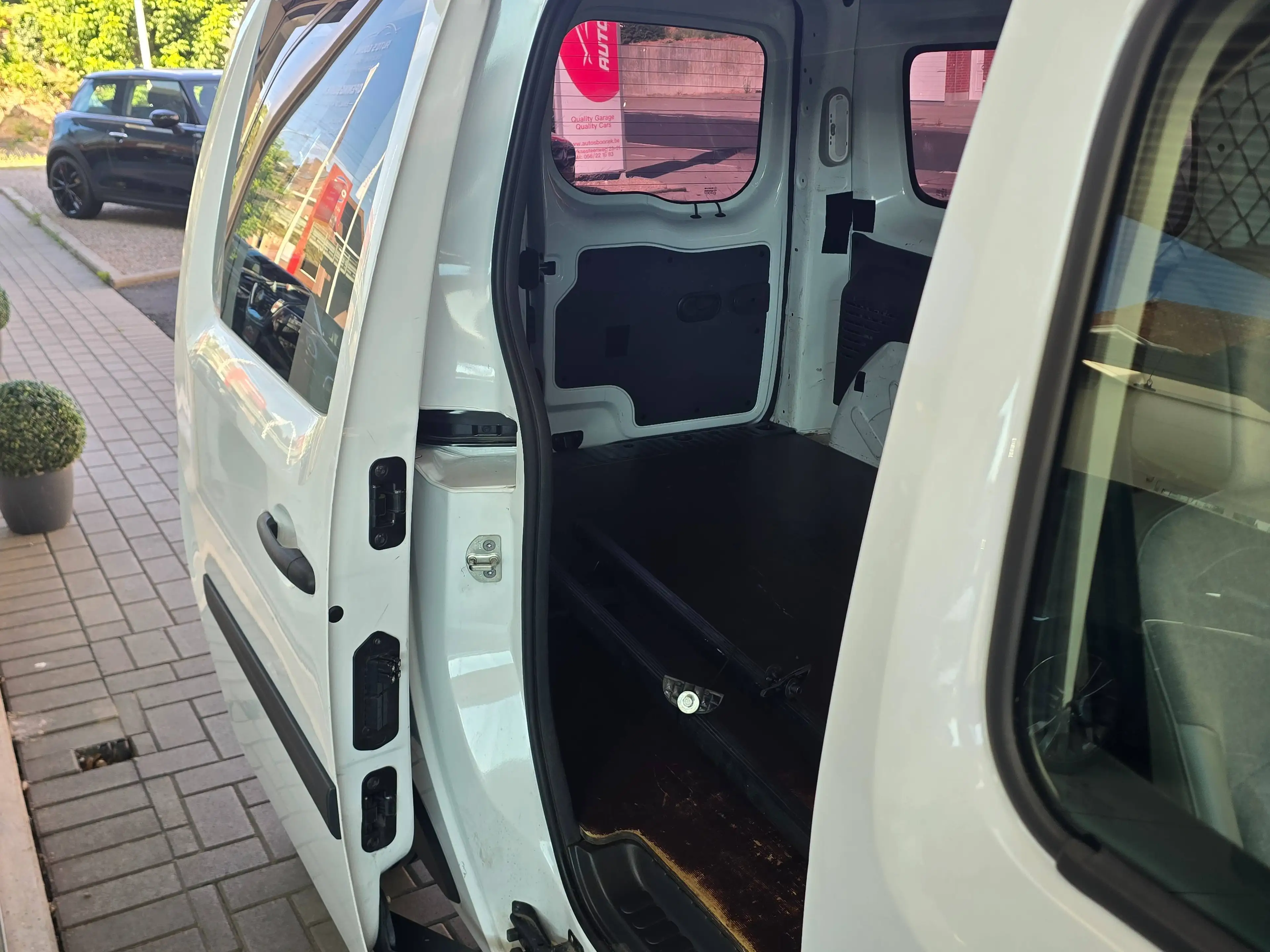 Renault Kangoo Maxi L2 / Slechts 29000km!! / Euro6 / Lichte vracht — photo 7
