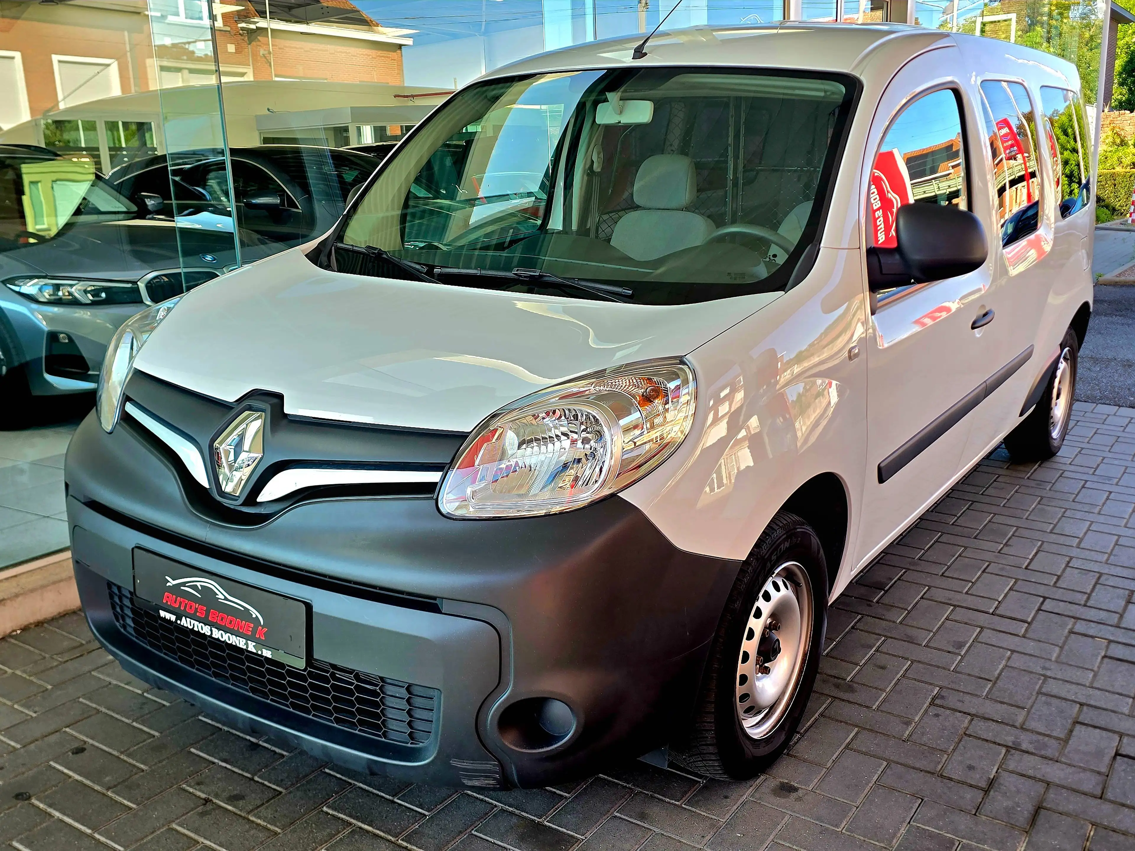 Renault Kangoo Maxi L2 / Slechts 29000km!! / Euro6 / Lichte vracht — photo 2