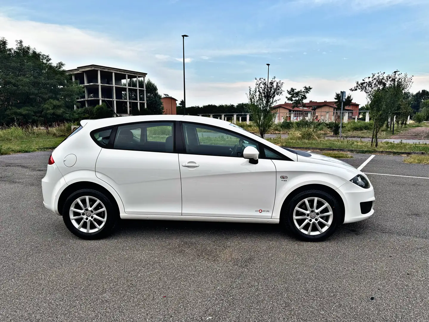 SEAT Leon Leon 1.2 tsi Copa 105cv Bianco - 2