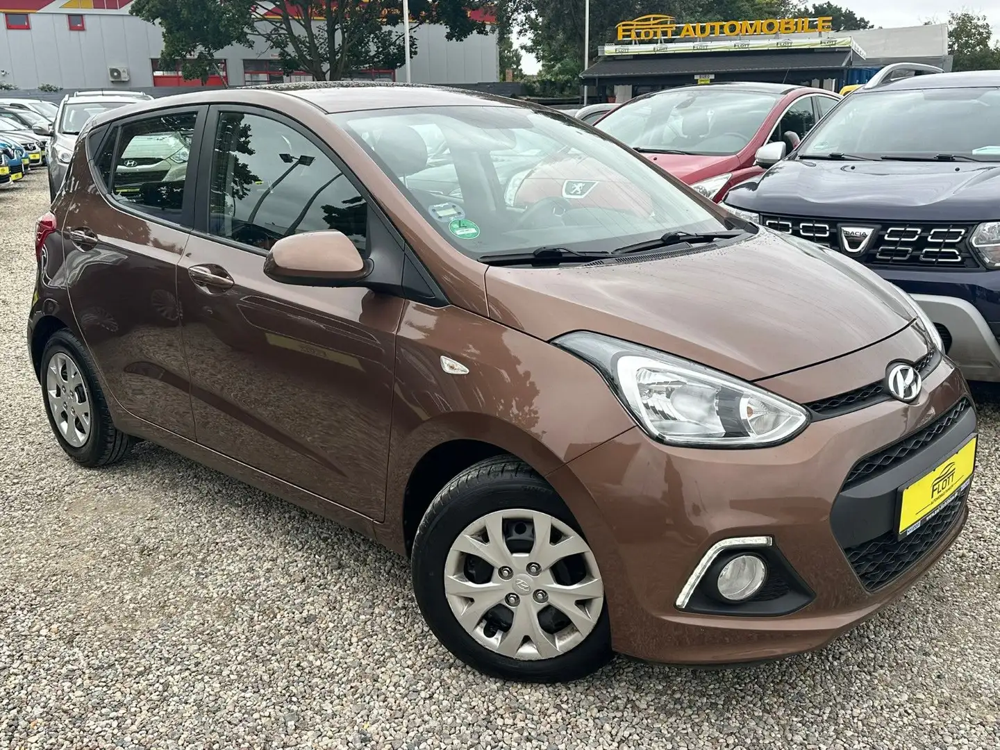 Hyundai i10 Trend*2.HD*Automatik*Klima*TÜV NEU - 1