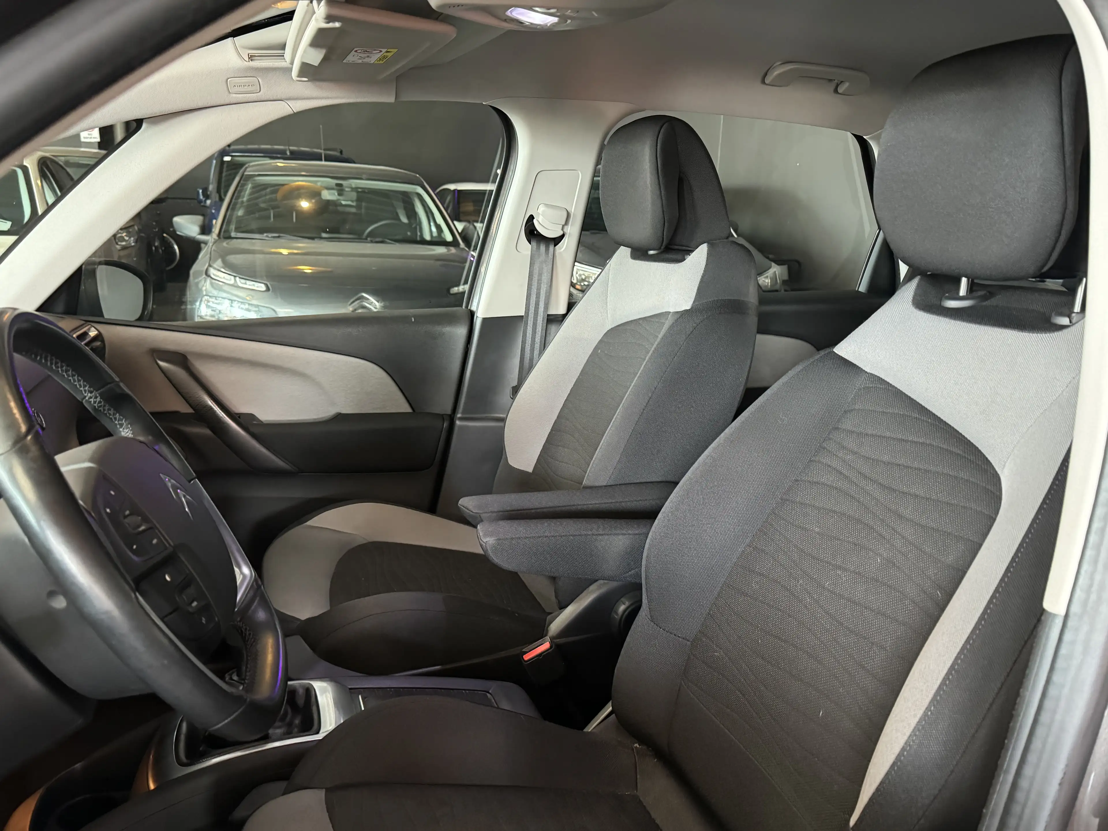 Citroen C4 Picasso 1.2 - A/C - MEDIA/TEL - LIM/REG - NAVI -START&STOP — photo 10
