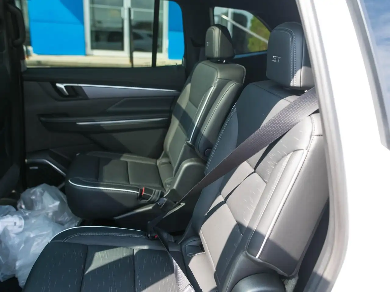 Buick Enclave снимка Buick Enclave