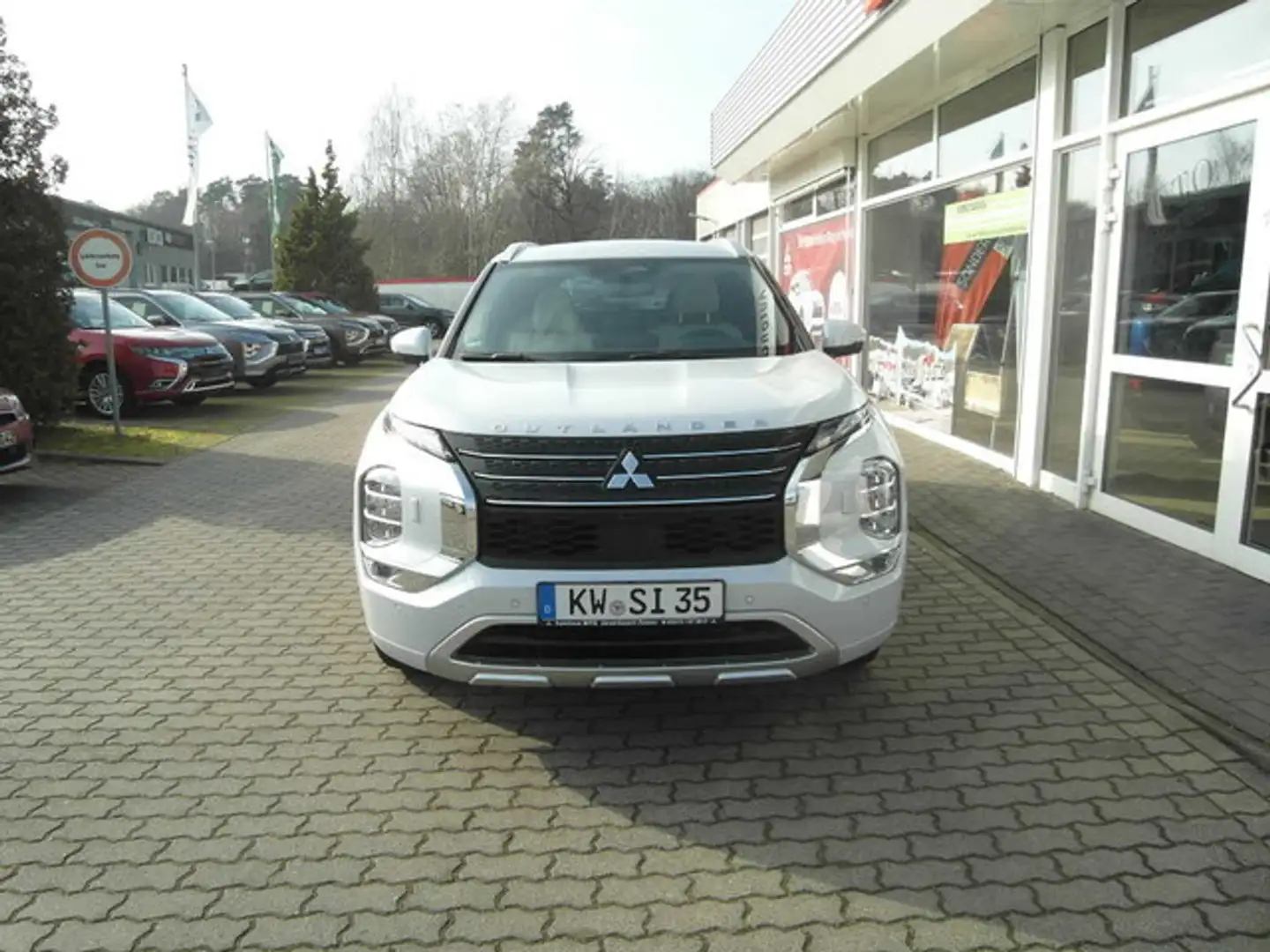 Mitsubishi Outlander SEL Special Edition Wit - 1
