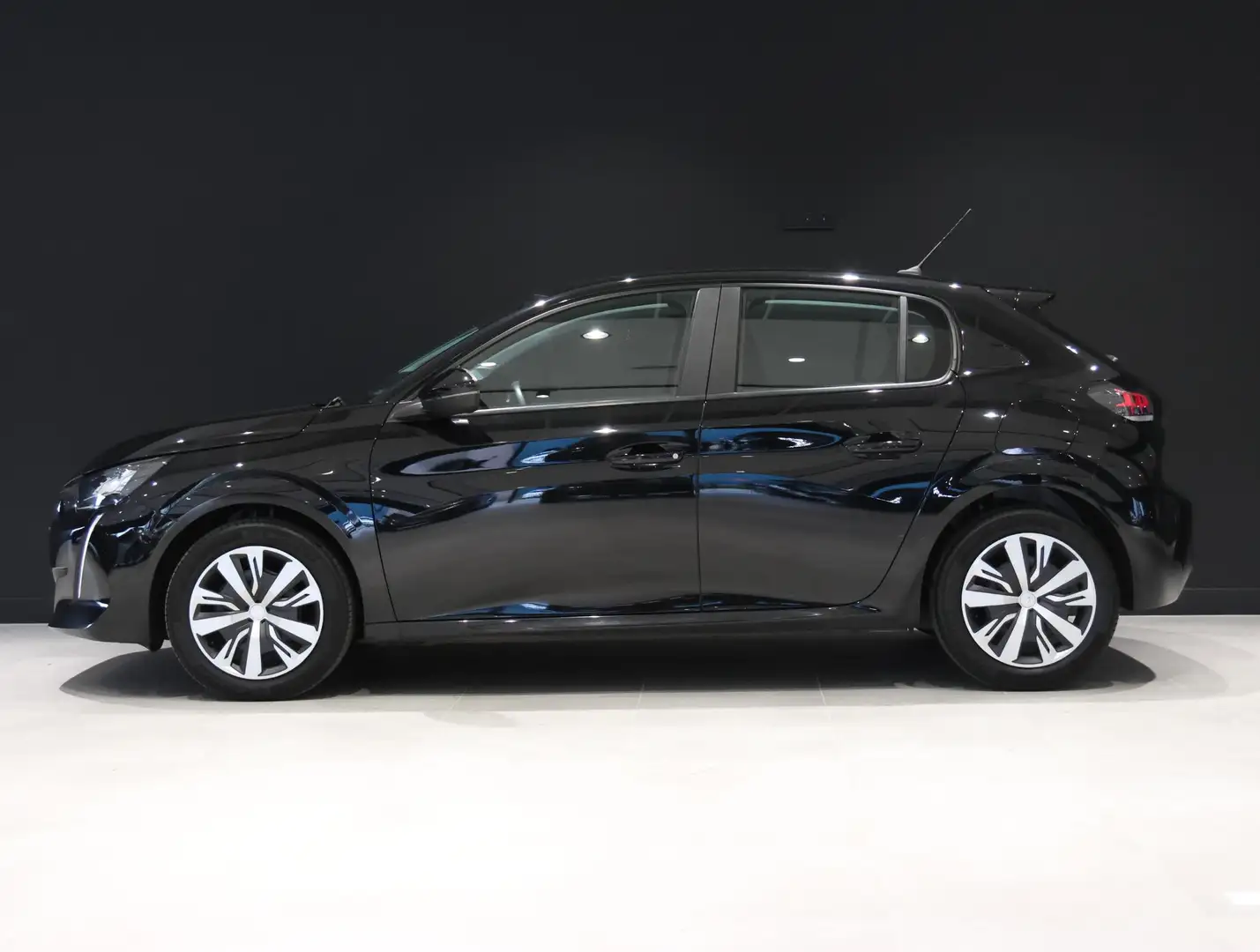 Peugeot 208 1.2 PureTech Active | Navigatie | Carplay | Parkee Noir - 2