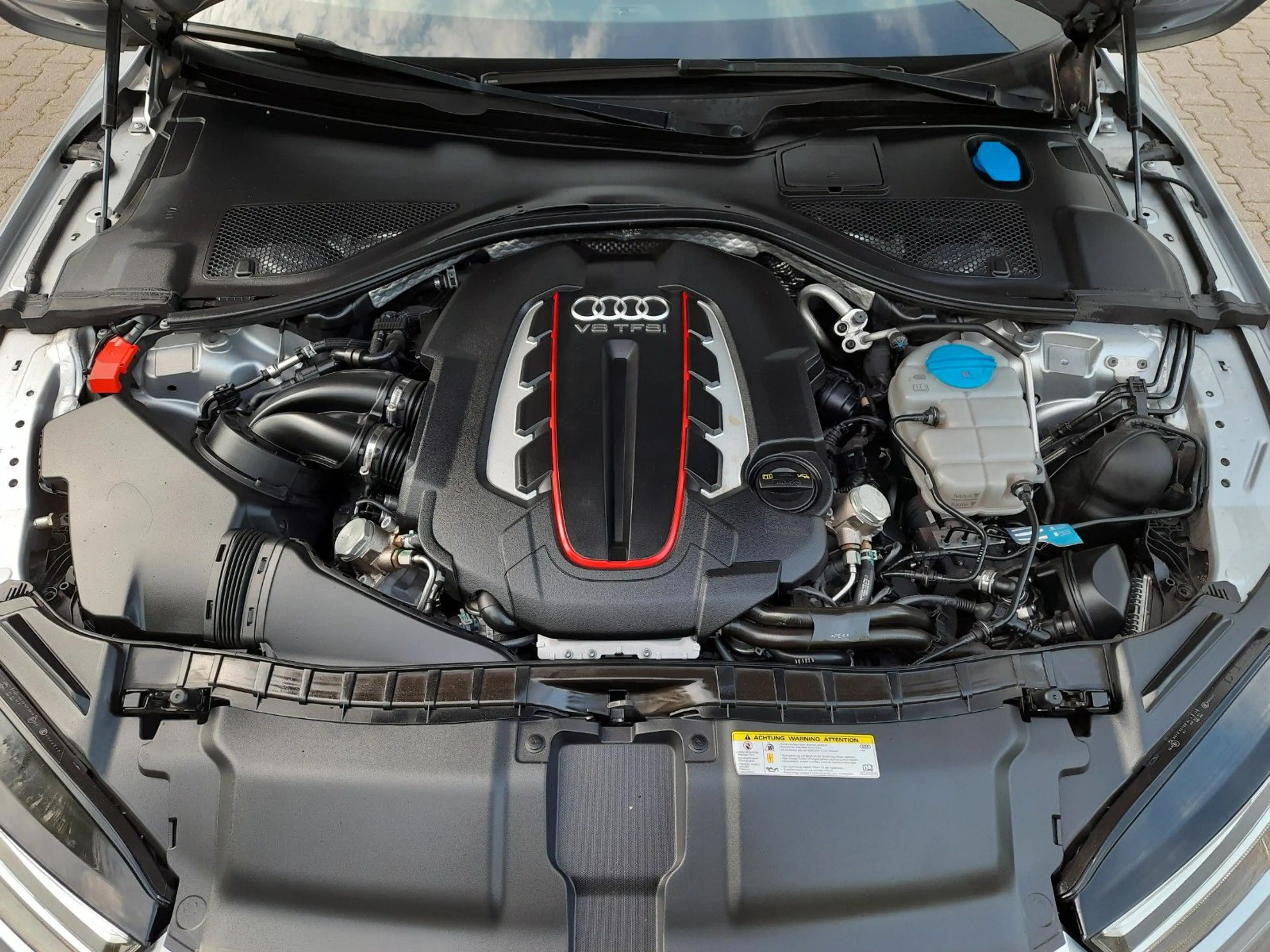Audi S7 4.0TFSI V8/Quattro/LED/3xS-line/S.Dach/Luft.F — photo 12